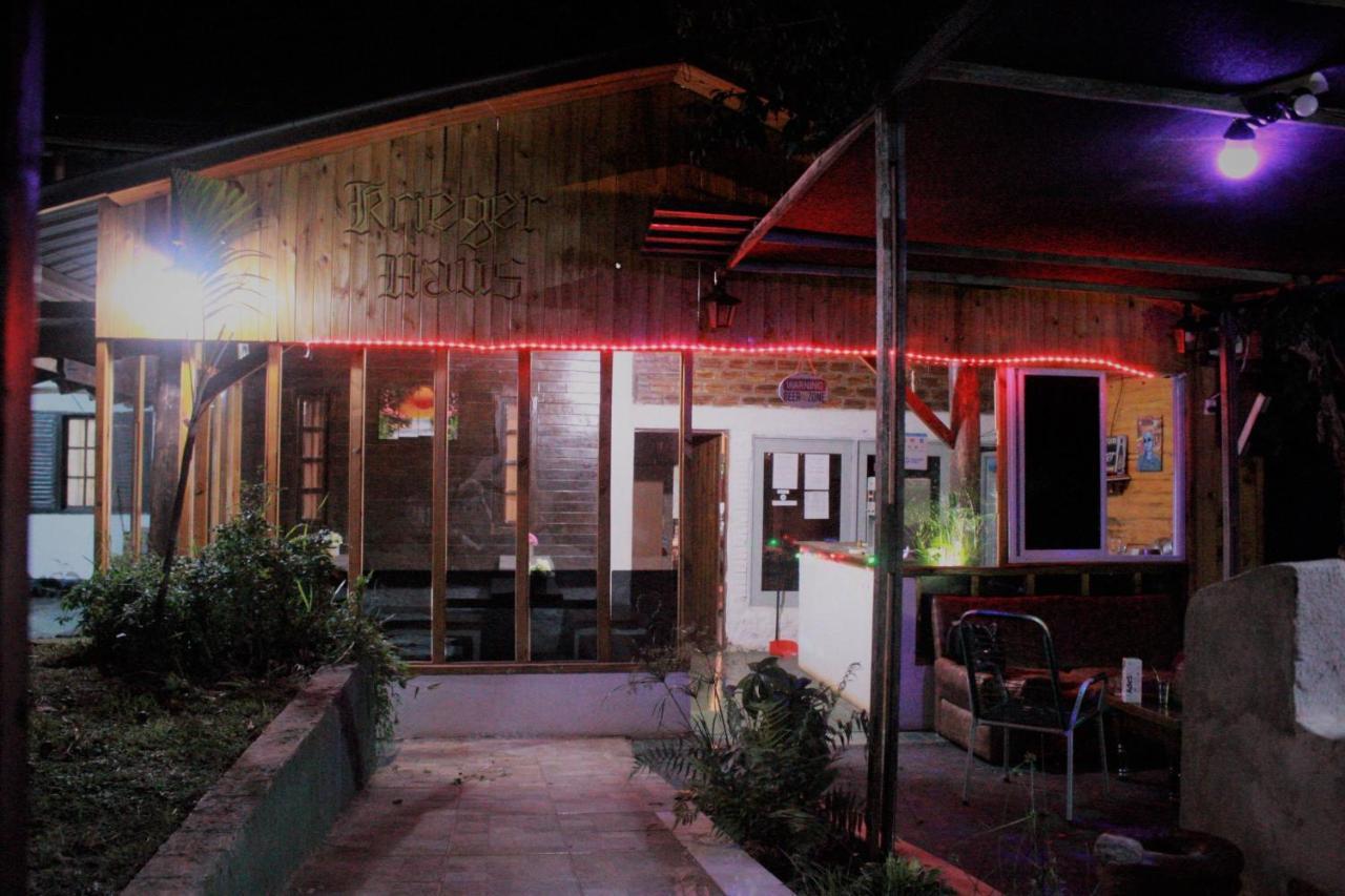 הוסטל פוארטו איגואסו Krieger Haus מראה חיצוני תמונה