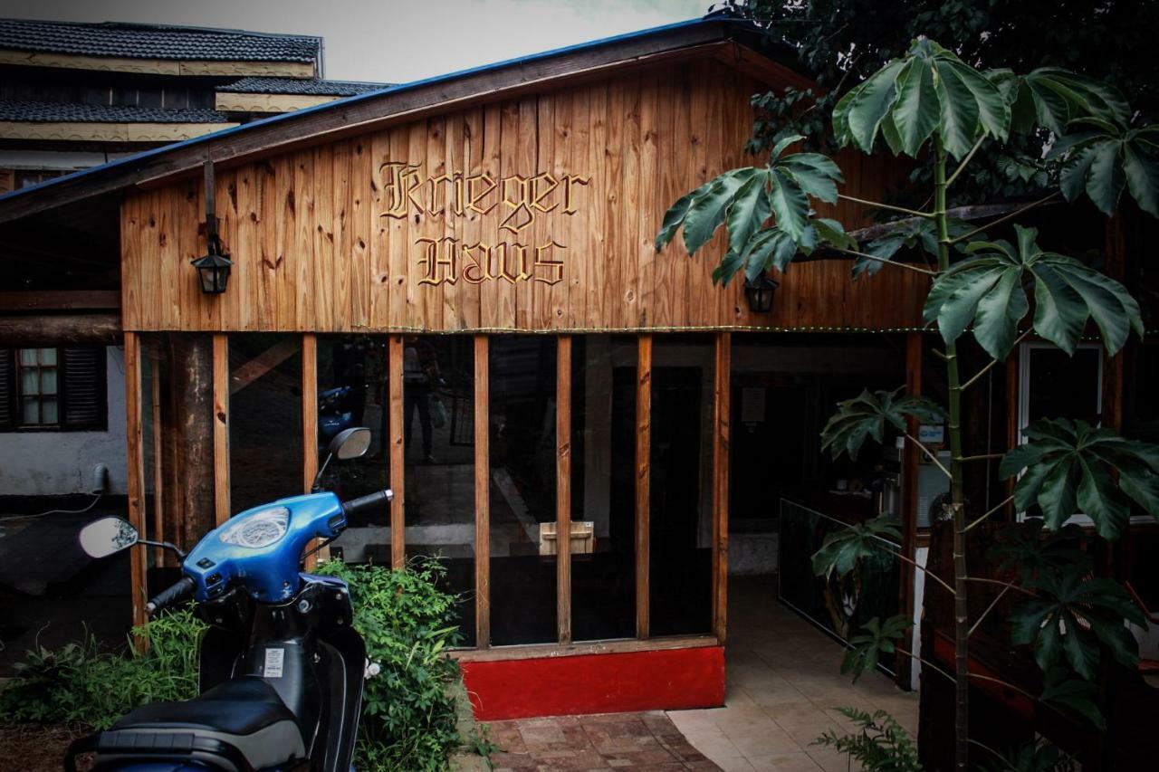 הוסטל פוארטו איגואסו Krieger Haus מראה חיצוני תמונה